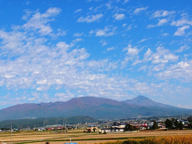 背あぶり山